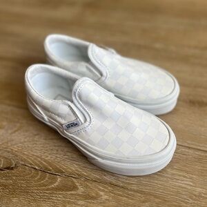 Vans - White slip on